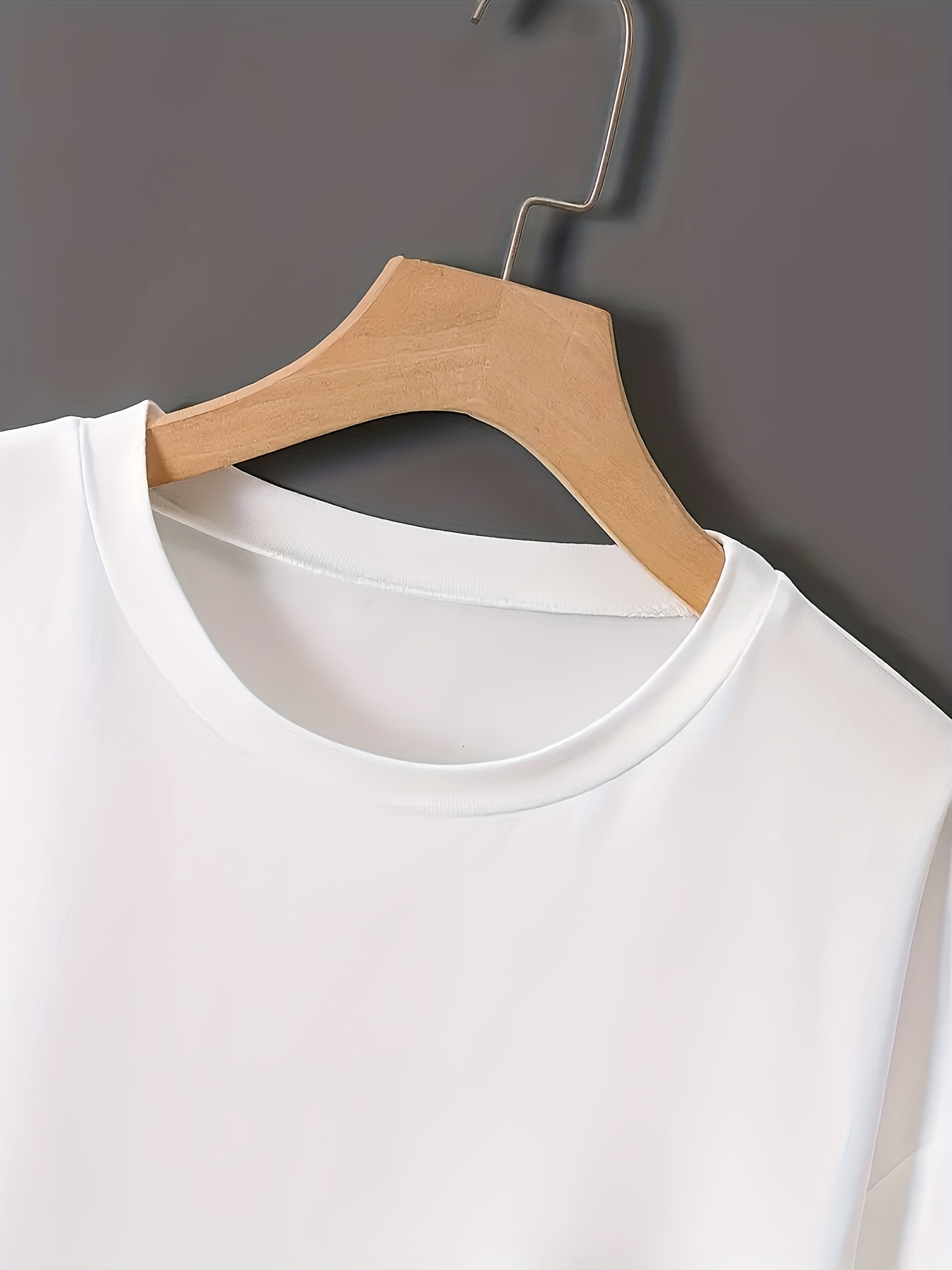 تي شيرت مطبوع عليه فرقة روك ري - مراجعة Summer Clothing Must Haves وسعره